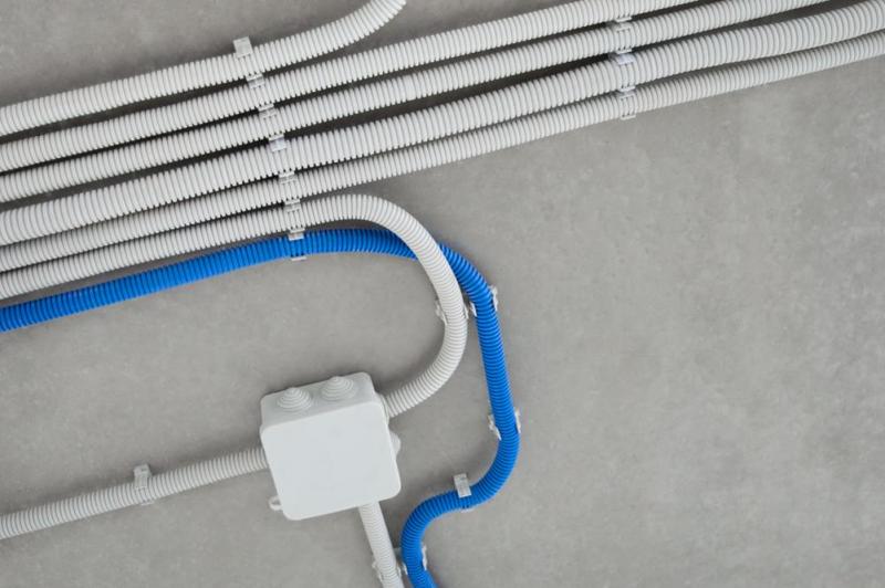 Comprendre les syst&egrave;mes de courant faible &agrave; Tossiat pour votre habitat